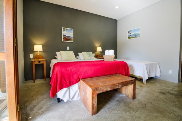 Quarto Superior - Velinn Caravela Pousada Ilhabela